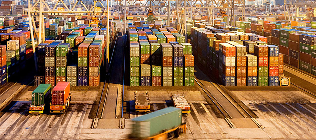 container cargo terminal