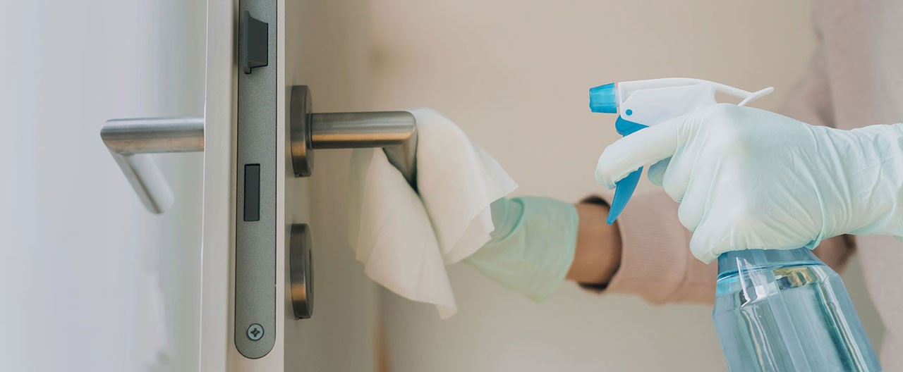 disinfecting doorhandle